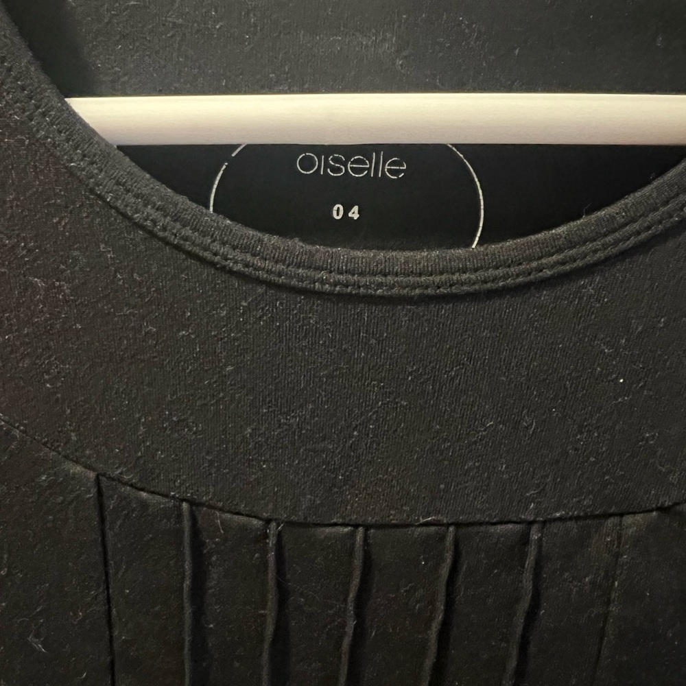 Black Oiselle shirt